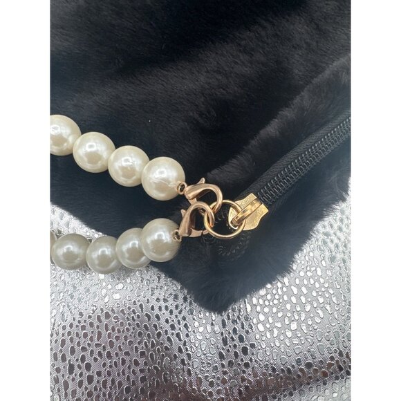 2/$30 Black Soft Faux Fur Clutch Purse With Pearl Handle & Gold Accents NWT - Picture 6 of 8